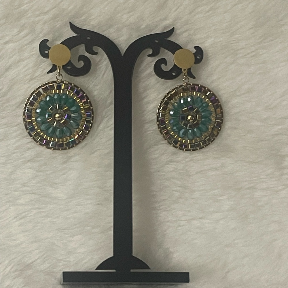 Elegant Beaded Circle Earrings - Picture 3 of 4